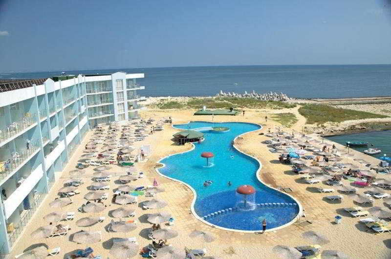 מלון וארנה Dolphin Marina מראה חיצוני תמונה